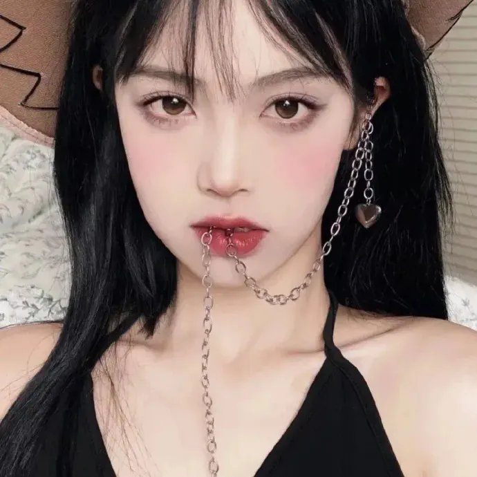 女权天使封面